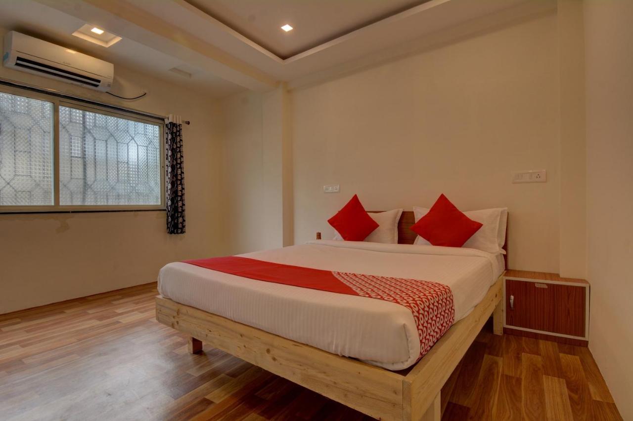 Oyo Flagship 47178 Pakko Inn Pune Bagian luar foto